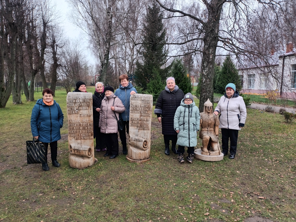 Парк деревянных скульптур.
